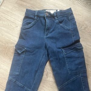 Garage cargo size 1